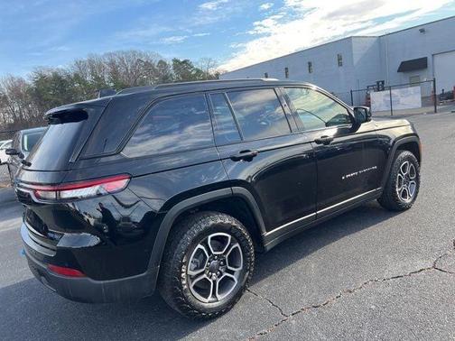 2023 Jeep Grand Cherokee 4xe Trailhawk