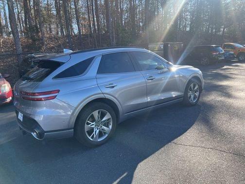 2025 Genesis GV70 2.5T