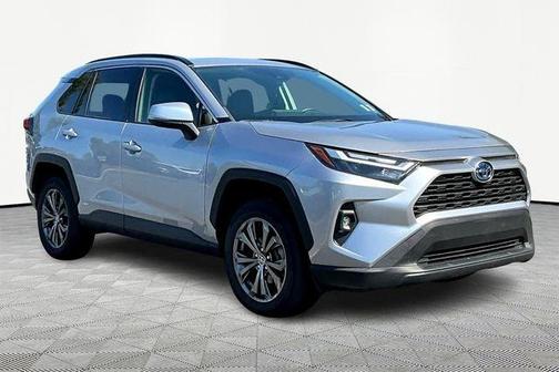 2023 Toyota RAV4 Hybrid XLE Premium