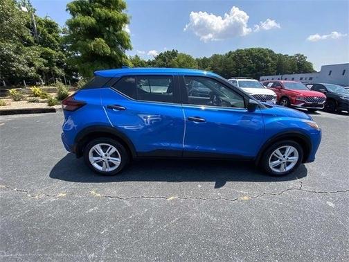 2021 Nissan Kicks S