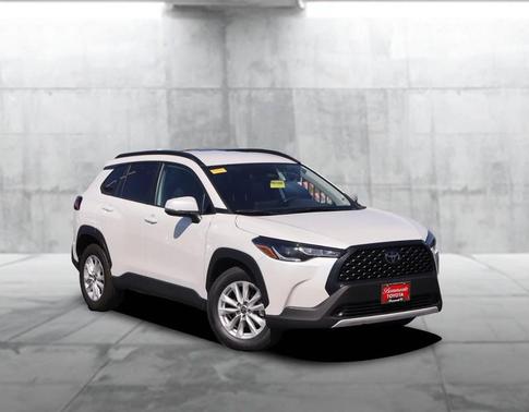 2024 Toyota Corolla Cross LE
