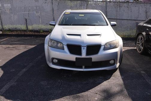Silver Metallic 2009 Pontiac G8 4dr Sdn