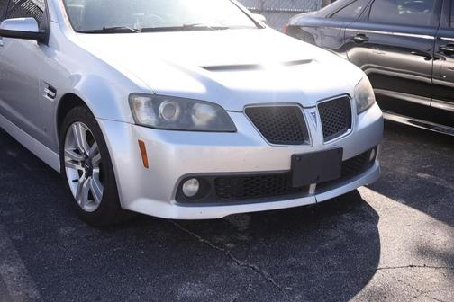 Silver Metallic 2009 Pontiac G8 4dr Sdn