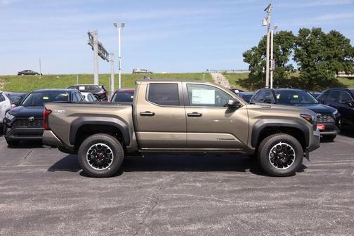 2025 Toyota Tacoma TRD Off Road