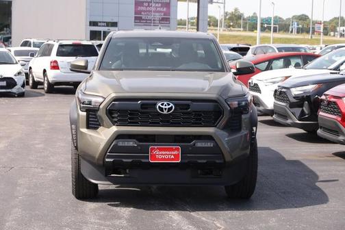 2025 Toyota Tacoma TRD Off Road