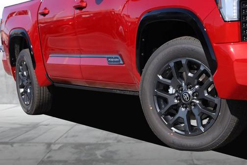 2026 Toyota Tundra Hybrid Platinum