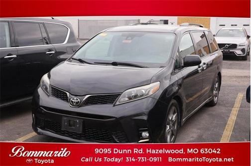 2019 Toyota Sienna SE