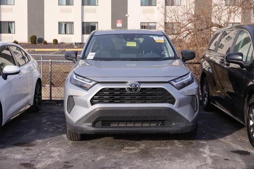 2025 Toyota RAV4 LE