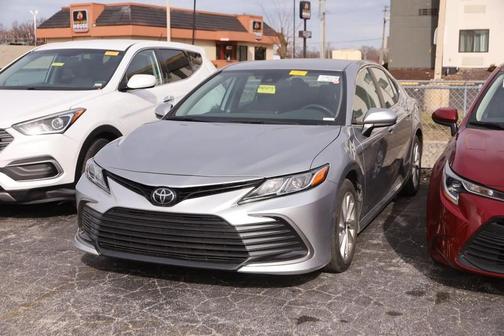 2024 Toyota Camry LE
