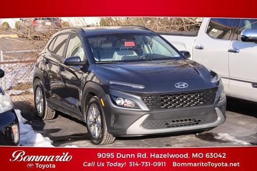 2022 Hyundai KONA SEL