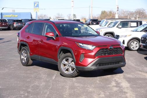 2025 Toyota RAV4 Hybrid XLE