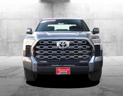 2025 Toyota Tundra Hybrid Platinum