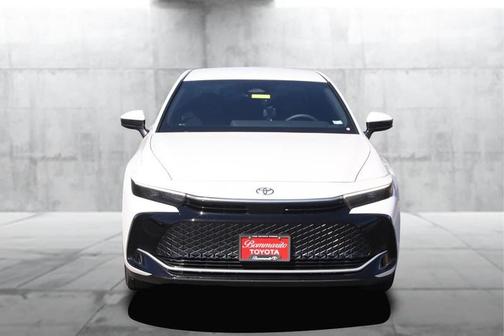 2023 Toyota Crown XLE