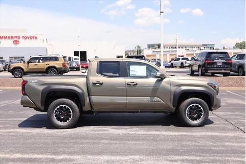 2025 Toyota Tacoma TRD Off Road