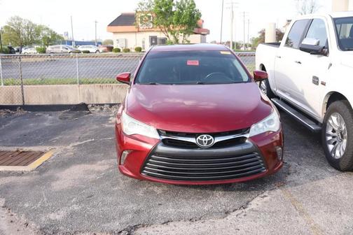 2016 Toyota Camry XLE