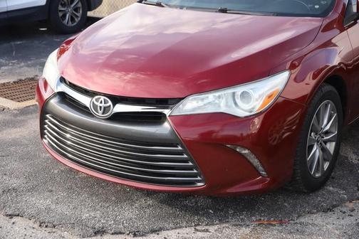 2016 Toyota Camry XLE