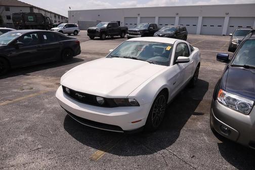 Performance White 2011 Ford Mustang GT Premium