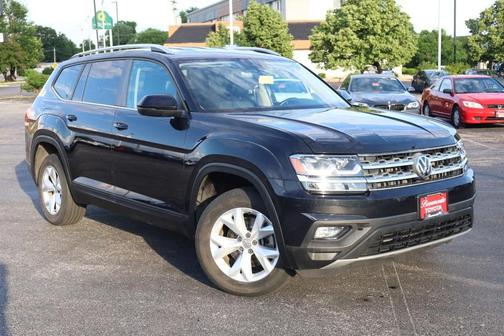 Deep Black 2018 Volkswagen Atlas 3.6L SE w/Technology
