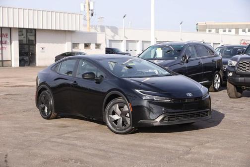 2024 Toyota Prius LE