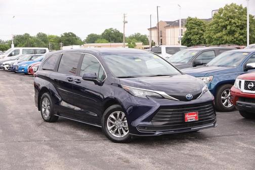 Blueprint 2025 Toyota Sienna LE