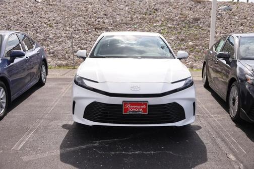 Ice Cap 2026 Toyota Camry LE