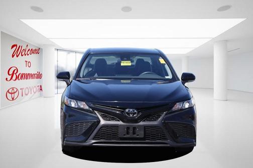 Midnight Black Metallic 2024 Toyota Camry SE