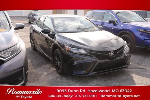 Midnight Black Metallic 2024 Toyota Camry SE