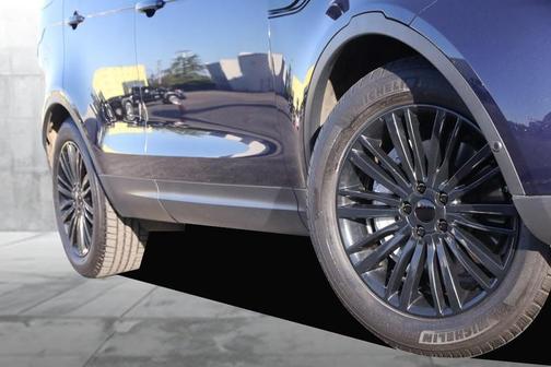 2018 Land Rover Discovery HSE LUXURY