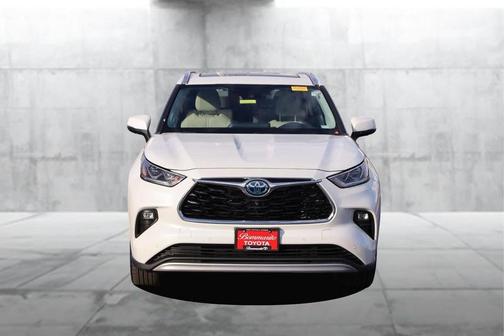 2021 Toyota Highlander Hybrid Platinum