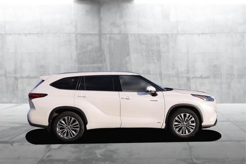 2021 Toyota Highlander Hybrid Platinum