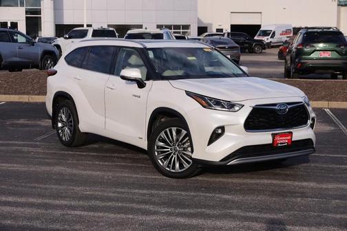 2021 Toyota Highlander Hybrid Platinum