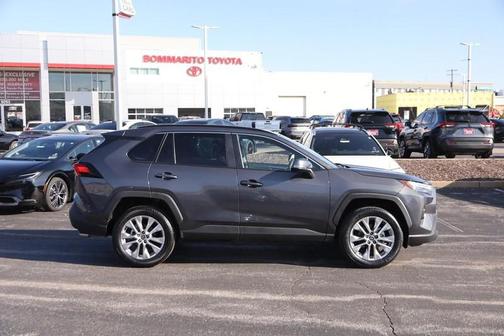 2025 Toyota RAV4 XLE Premium