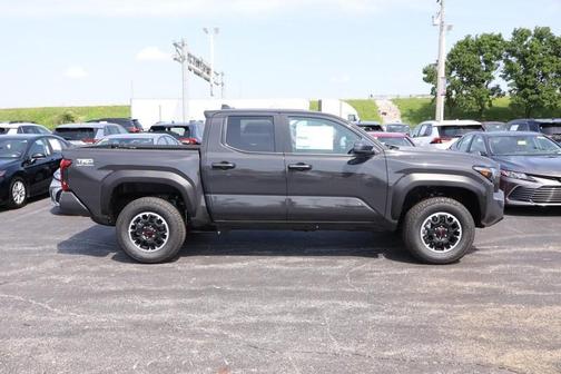 2025 Toyota Tacoma TRD Off Road