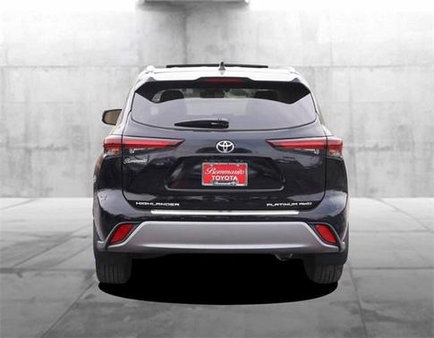 2024 Toyota Highlander Platinum