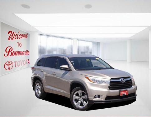 Creme Brulee 2014 Toyota Highlander Limited