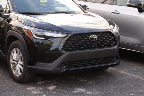 2024 Toyota Corolla Cross LE