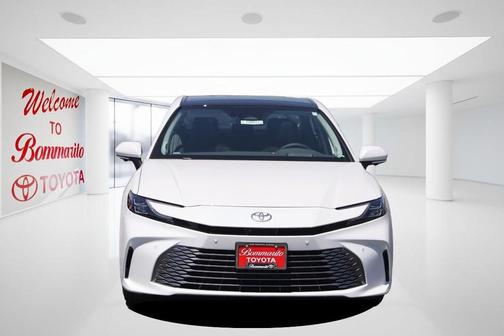 Wind Chill Pearl 2026 Toyota Camry XLE