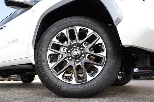 2025 Toyota Tundra Hybrid Limited