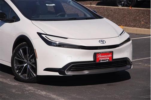 2024 Toyota Prius XLE