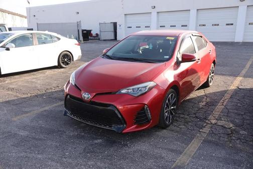 Barcelona Red Metallic 2018 Toyota Corolla SE
