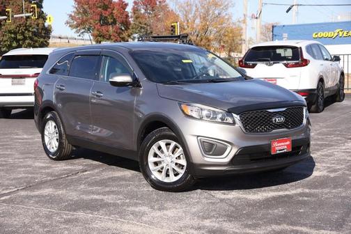 2017 Kia Sorento L