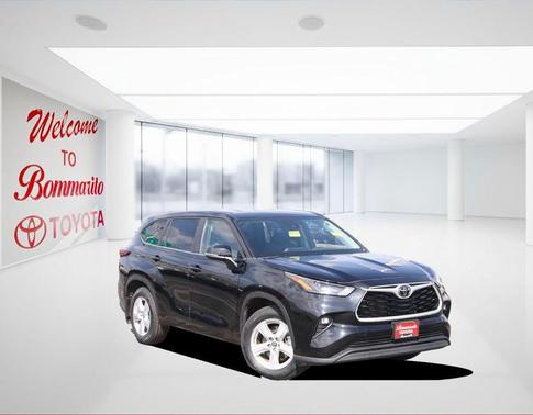 2024 Toyota Highlander LE