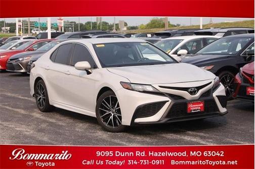 2023 Toyota Camry SE