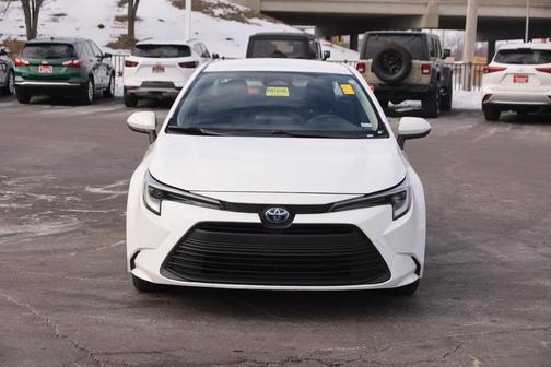 2024 Toyota Corolla Hybrid LE