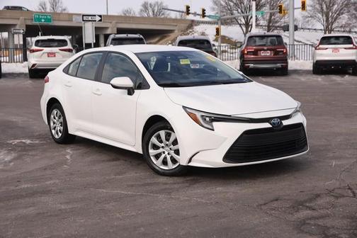 2024 Toyota Corolla Hybrid LE