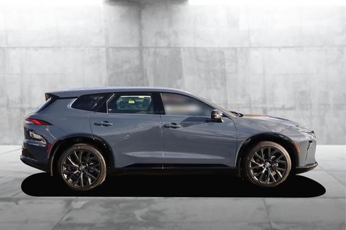 2025 Toyota Crown Signia Limited