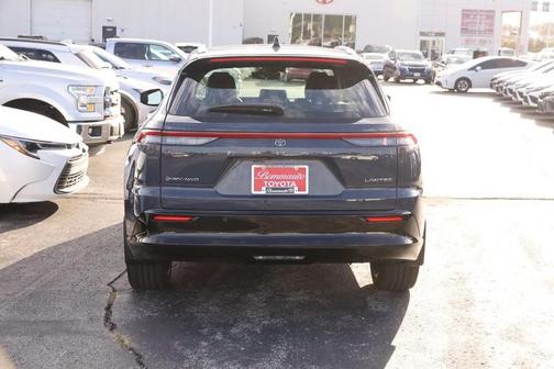 2025 Toyota Crown Signia Limited