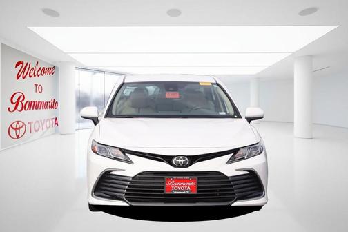 White 2022 Toyota Camry LE