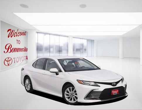 White 2022 Toyota Camry LE