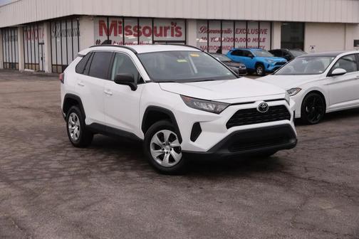 2019 Toyota RAV4 LE